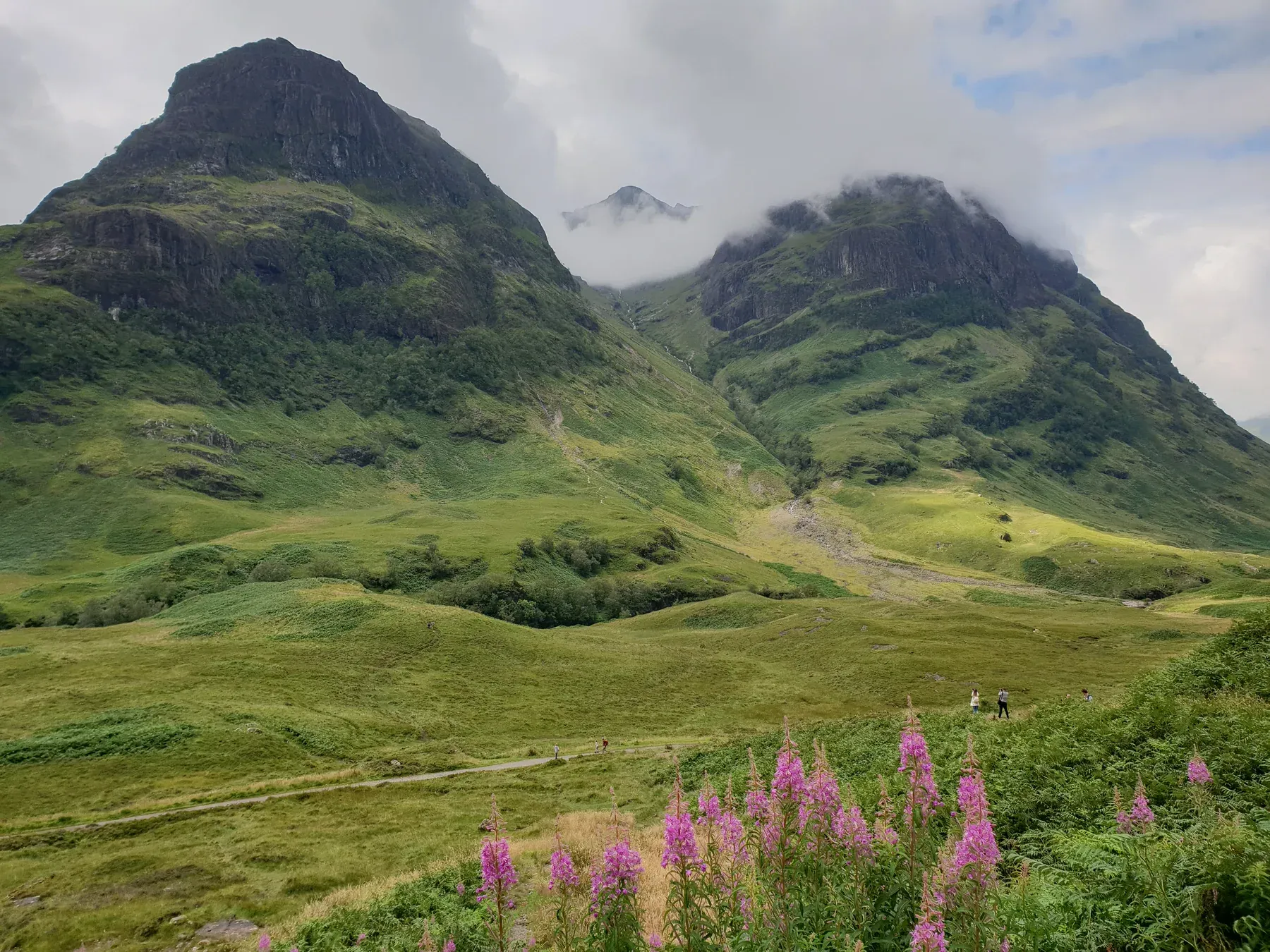 The Three Sisters mountains in Glencoe.